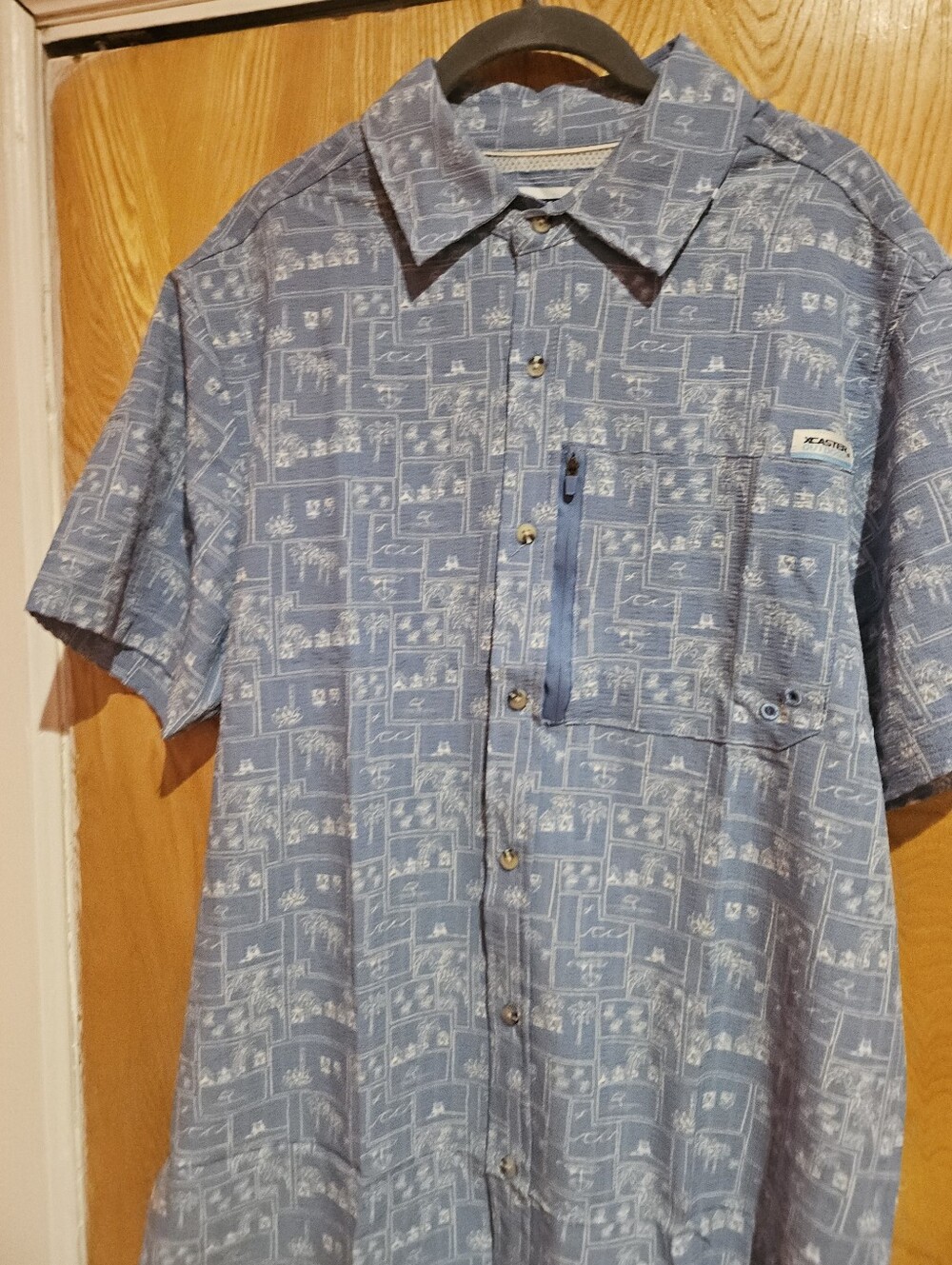 XCASTER Light Blue Short-Sleeve Button-Down Shirt